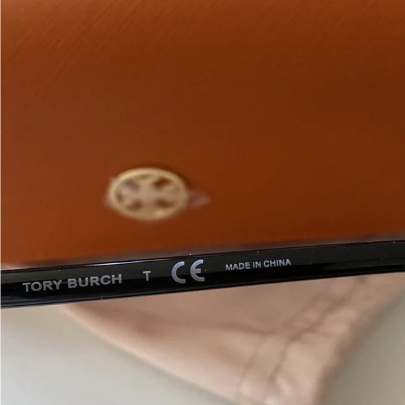 Tory Burch Glasses (like new condition, barely worn) - Picture 2 of 6